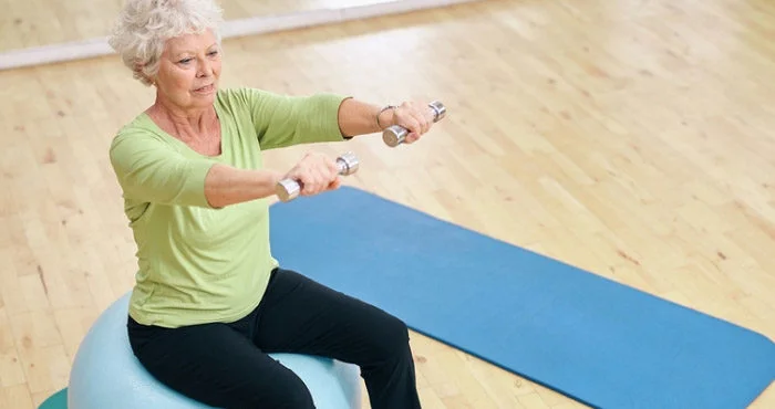 Por que a ioga alivia o envelhecimento - ISTOÉ Independente